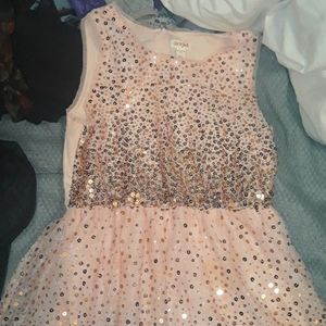 Girls dress